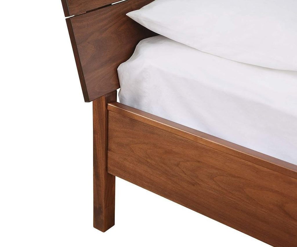 Wood Castle Kelby Bed